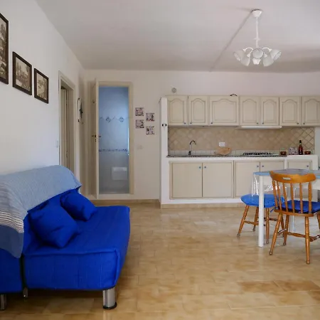 בית נופש Bilo Fronte Spiaggia 50m Affitti בודוני